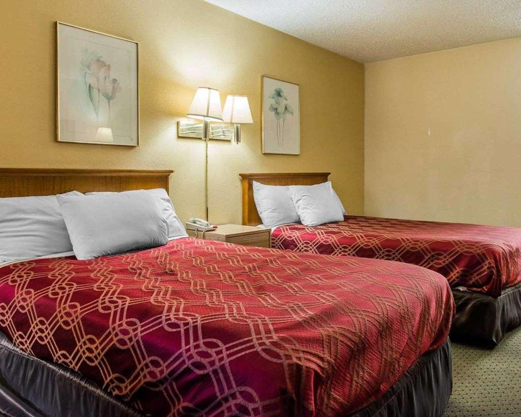 Hotel Econo 2*